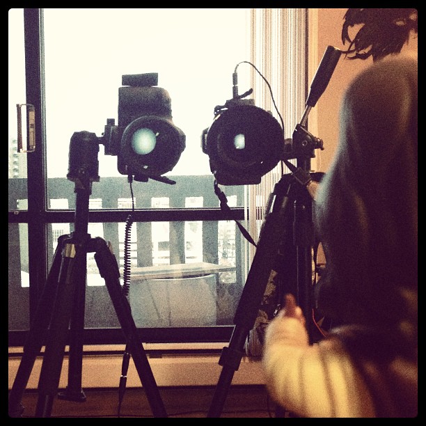 3D image with 2 cameras and one trigger